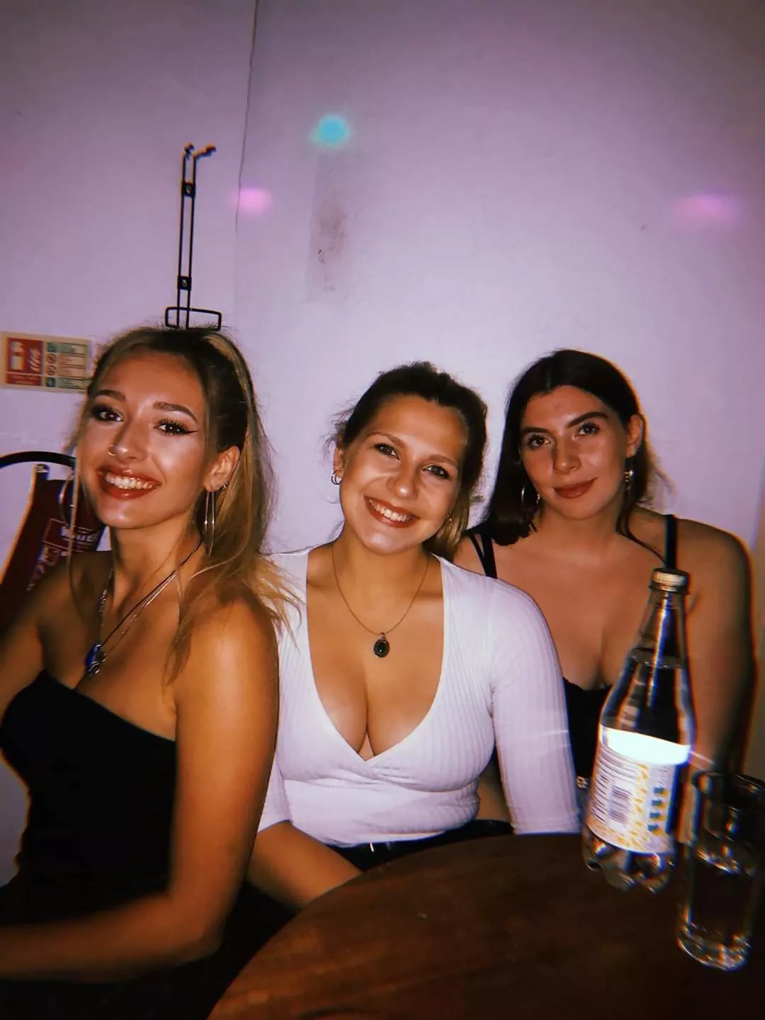 Smile if you got big naturals