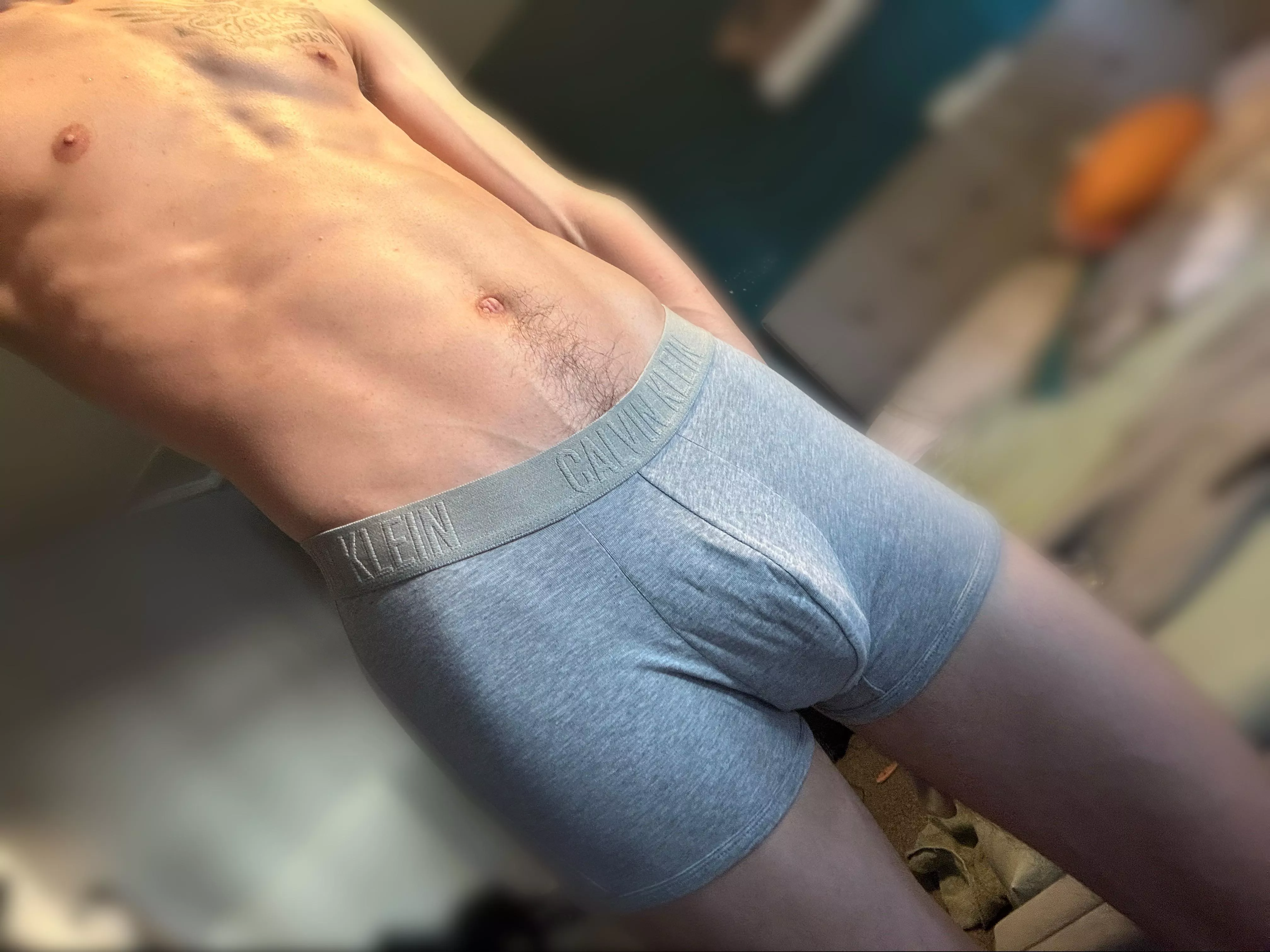 V with a hint of a bulge