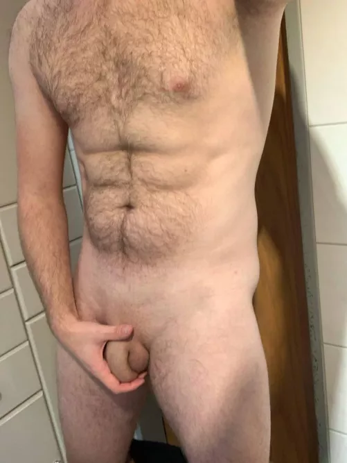 [23] Wanna grab it bro?