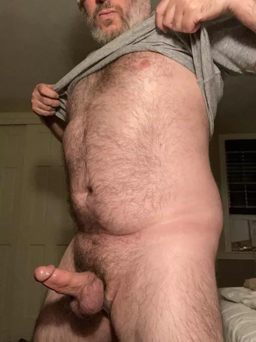 (47) Who here likes thick and hairy dads