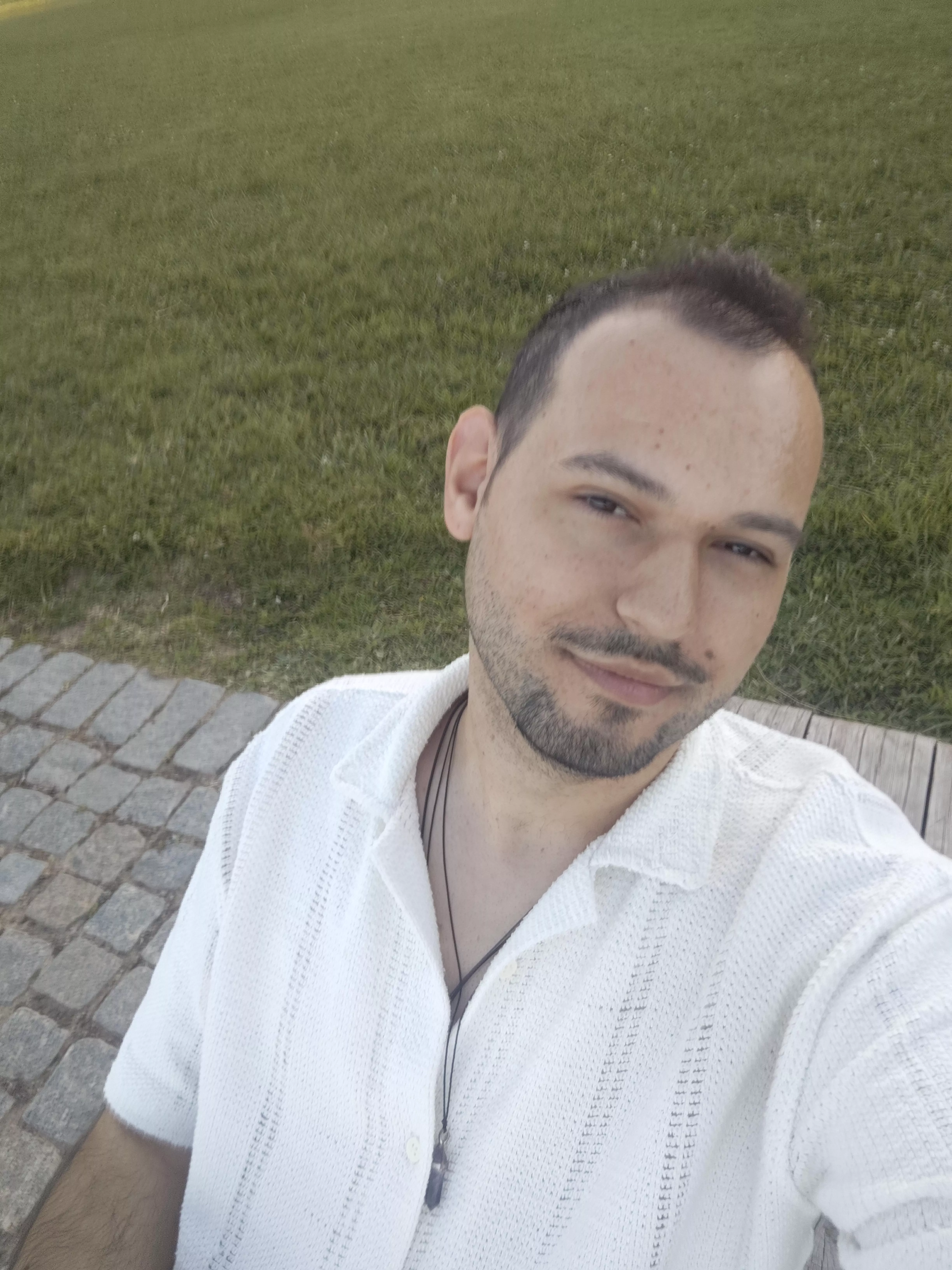 Anyone who loves Warhammer?