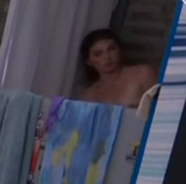 BB26 MJ/Makensy Quick Slight Nip