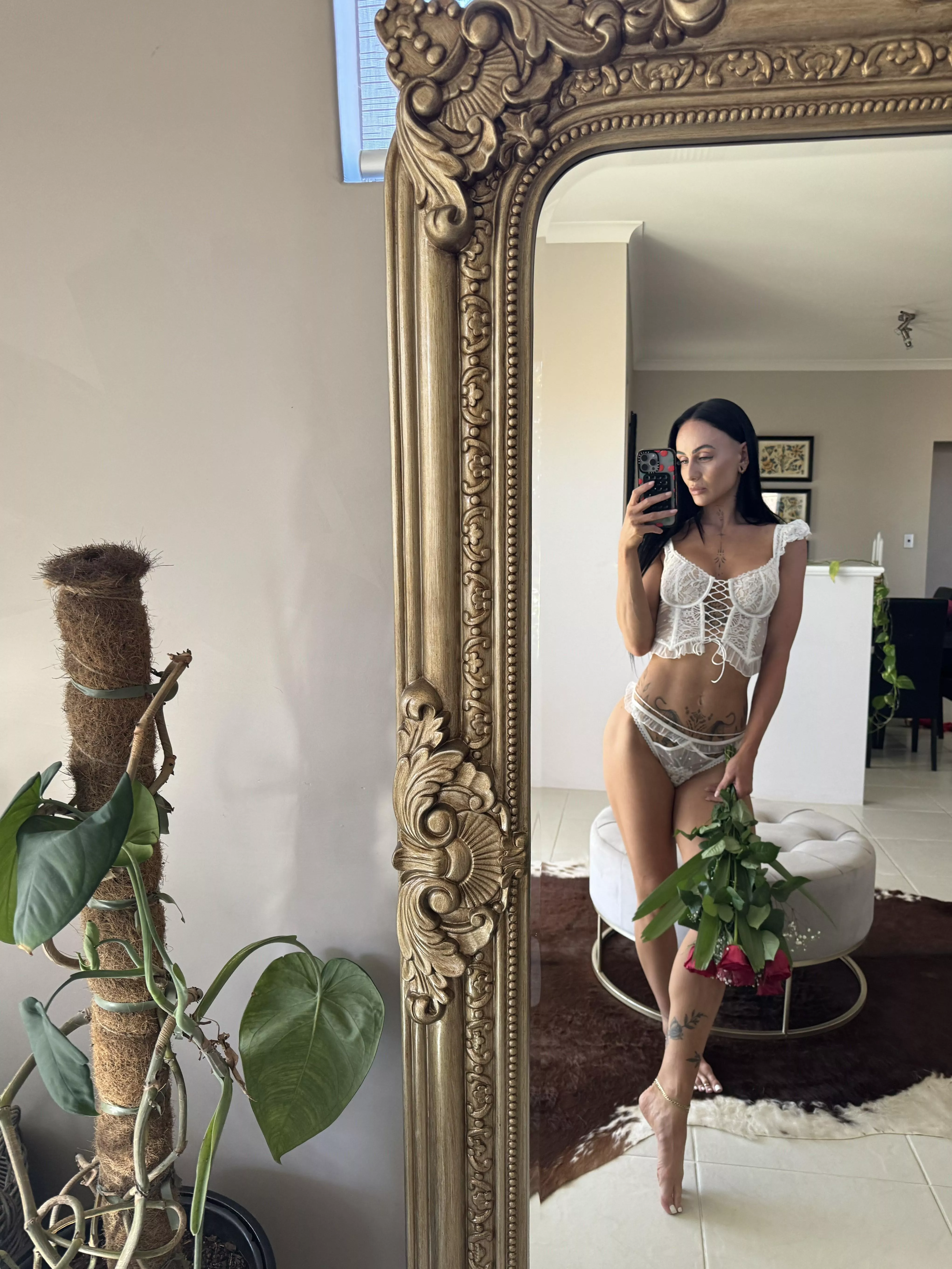 Can you fill me up, darling?
