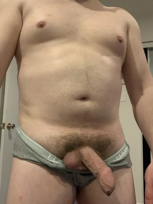 Day off. Who’s coming over? 