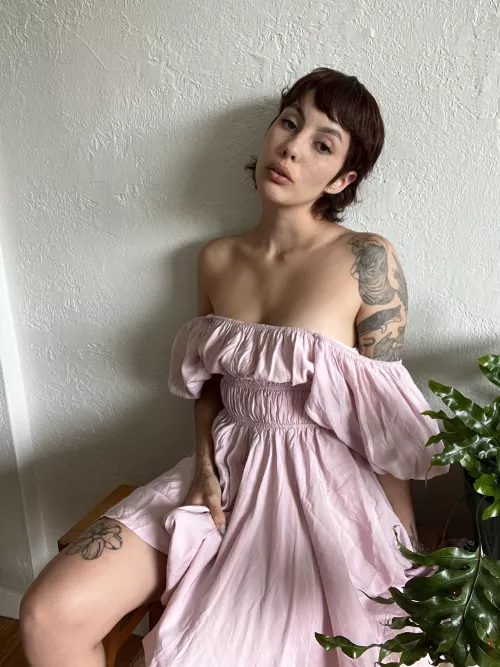 Hey (with the intention of pegging you)