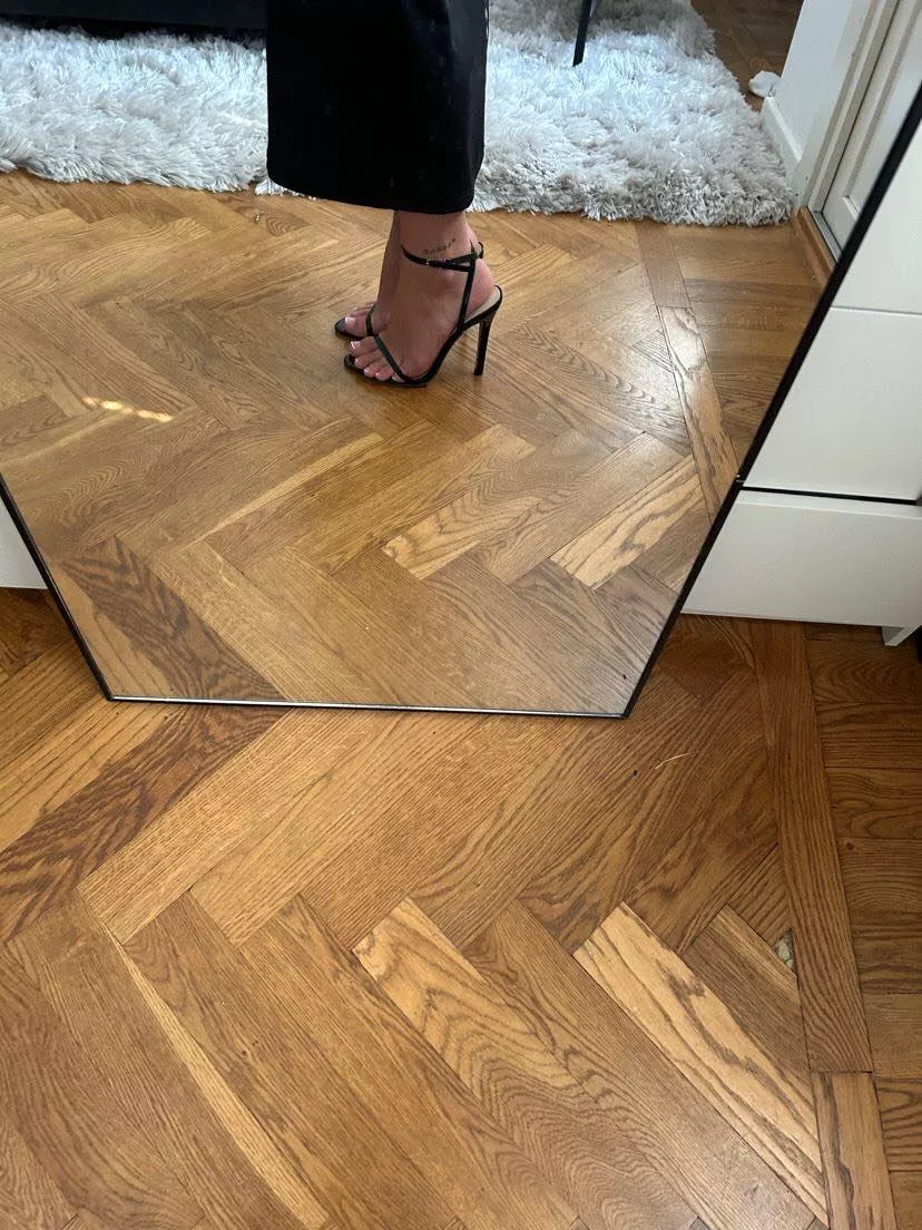 Love these heels! so clean and classy