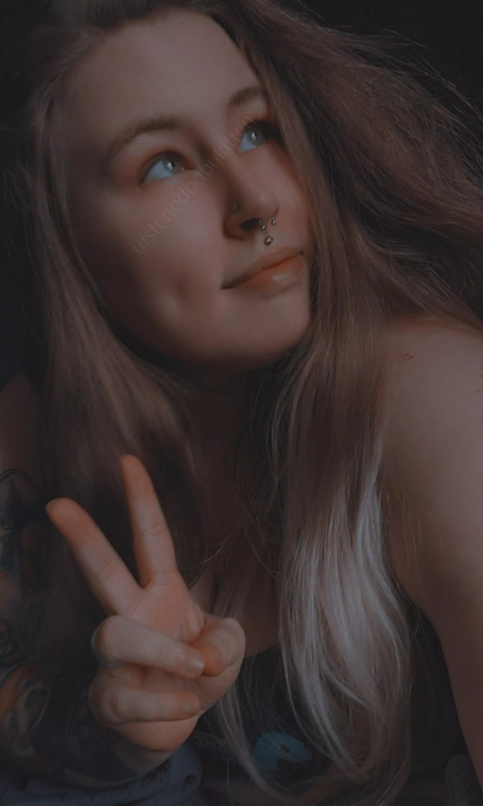 The leaves started falling from the trees here today🍂🍃 Happy Sunday ♡