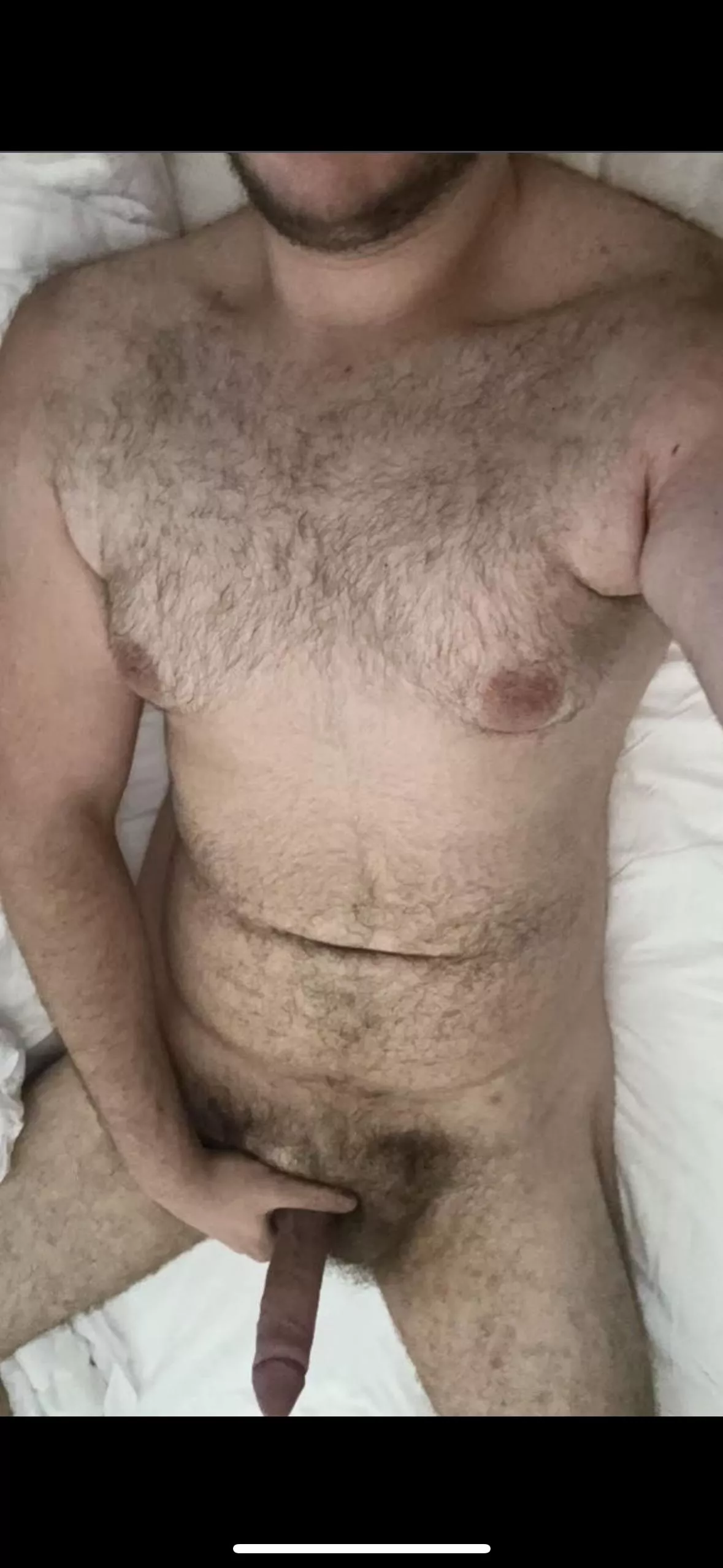 who likes this hairy beefy manly 18yo bear cub boy? I'm a kinky pervy gooner bator looking to chat, goon and bate with likeminded bros and dads, dms open