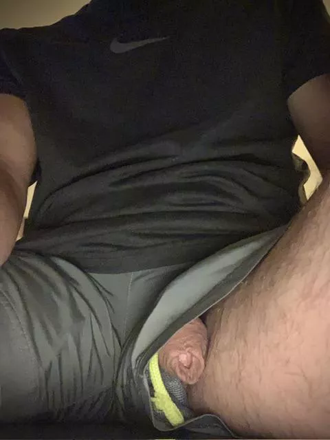 Would you like to sit opposite me?😋