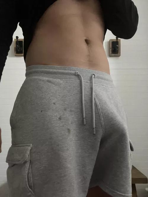 (20) What I wear in public 