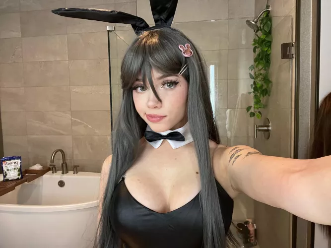 are you into bunny girls? 🐰🌸