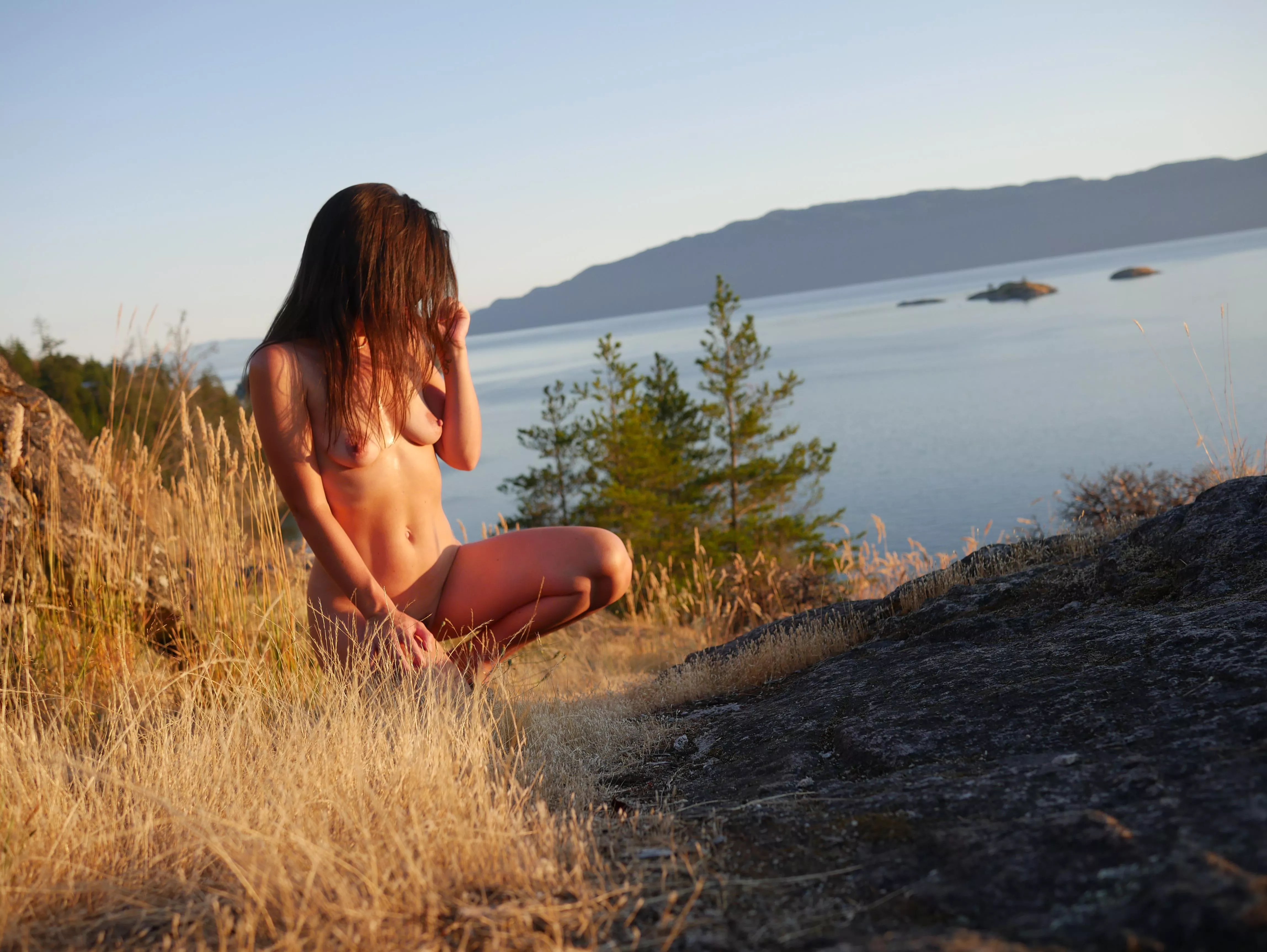 Hiking naked is the best 