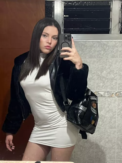 I got mixed reviews on this outfit