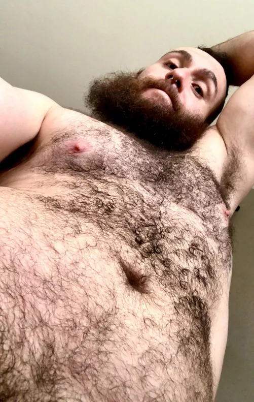 I'm all sweaty, wanna smell? 😈💦 🤖🐻