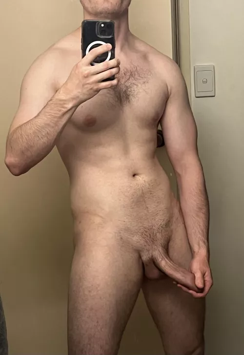 Post gym shower selfie