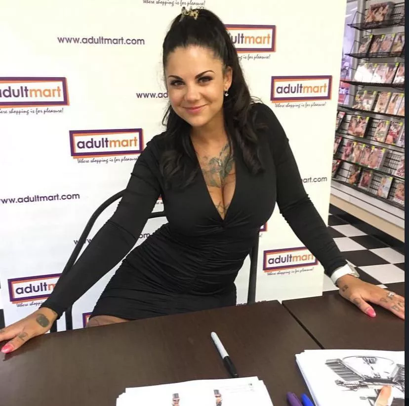 She was extremely adorable during her thicc era