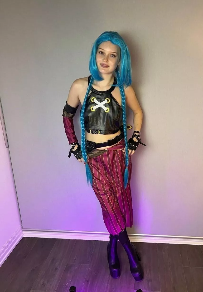 Small girls deserve some love as well, I am waiting for you