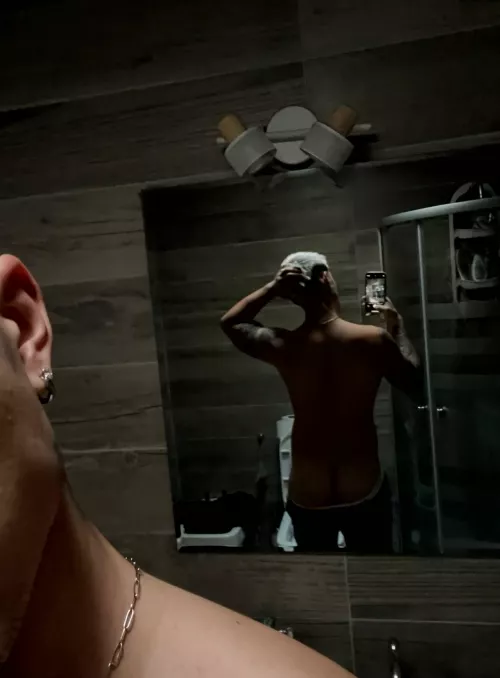 Would you bang my naked ass?