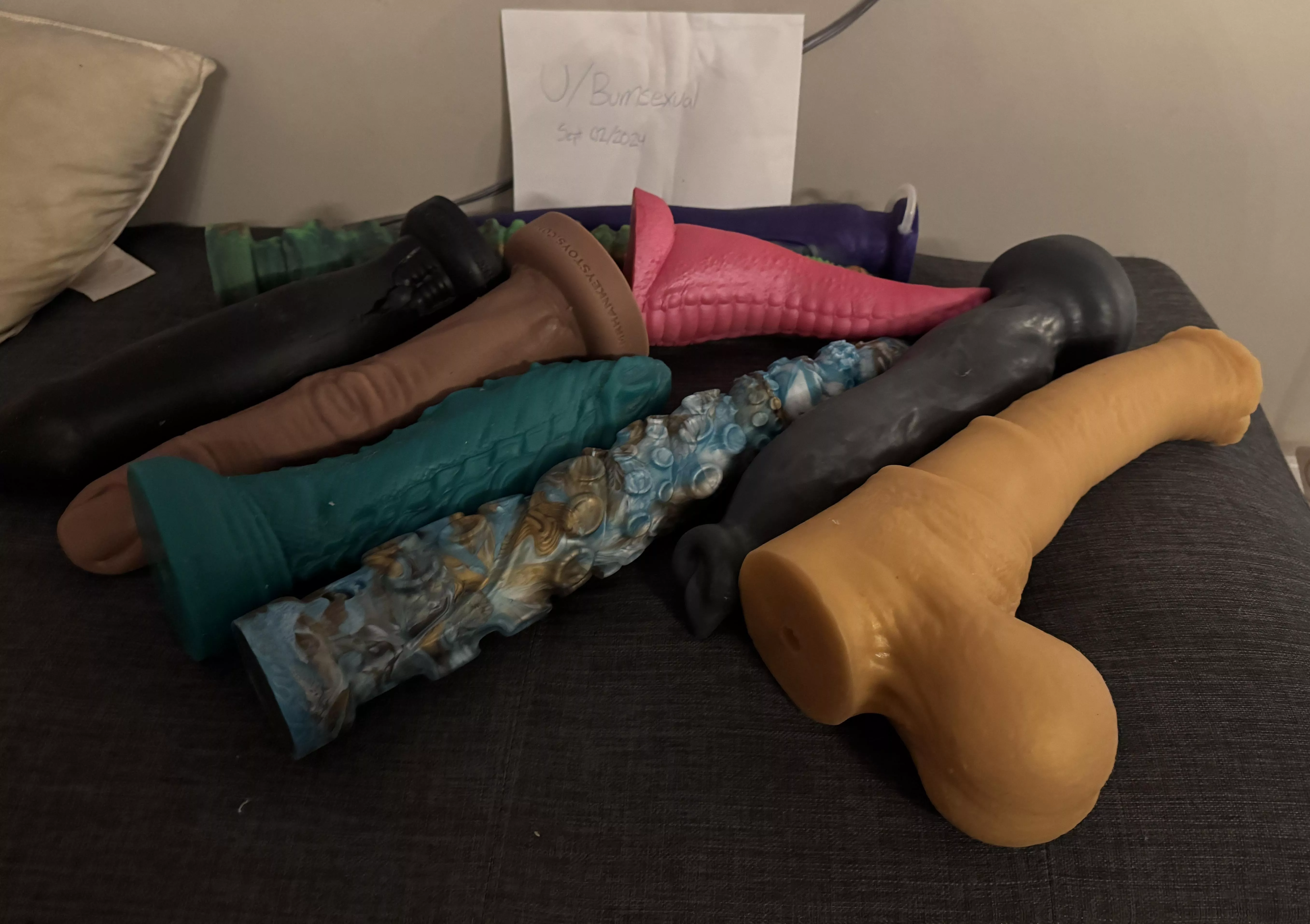 WTS XL-XXL Toys (Canada)