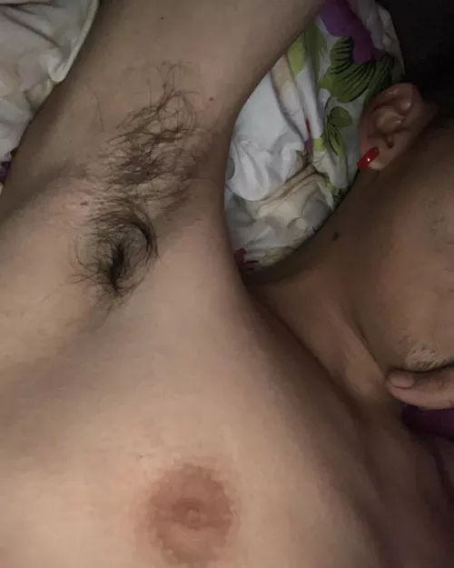 [19] Do you like skinny shamed guys?😏🥵😈