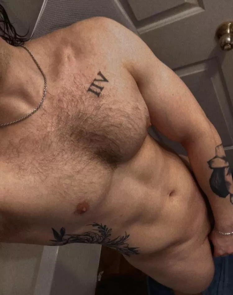 (23) What caught your eye first?