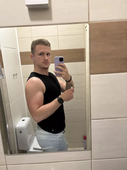 being cheated on really messed w your confidence lol