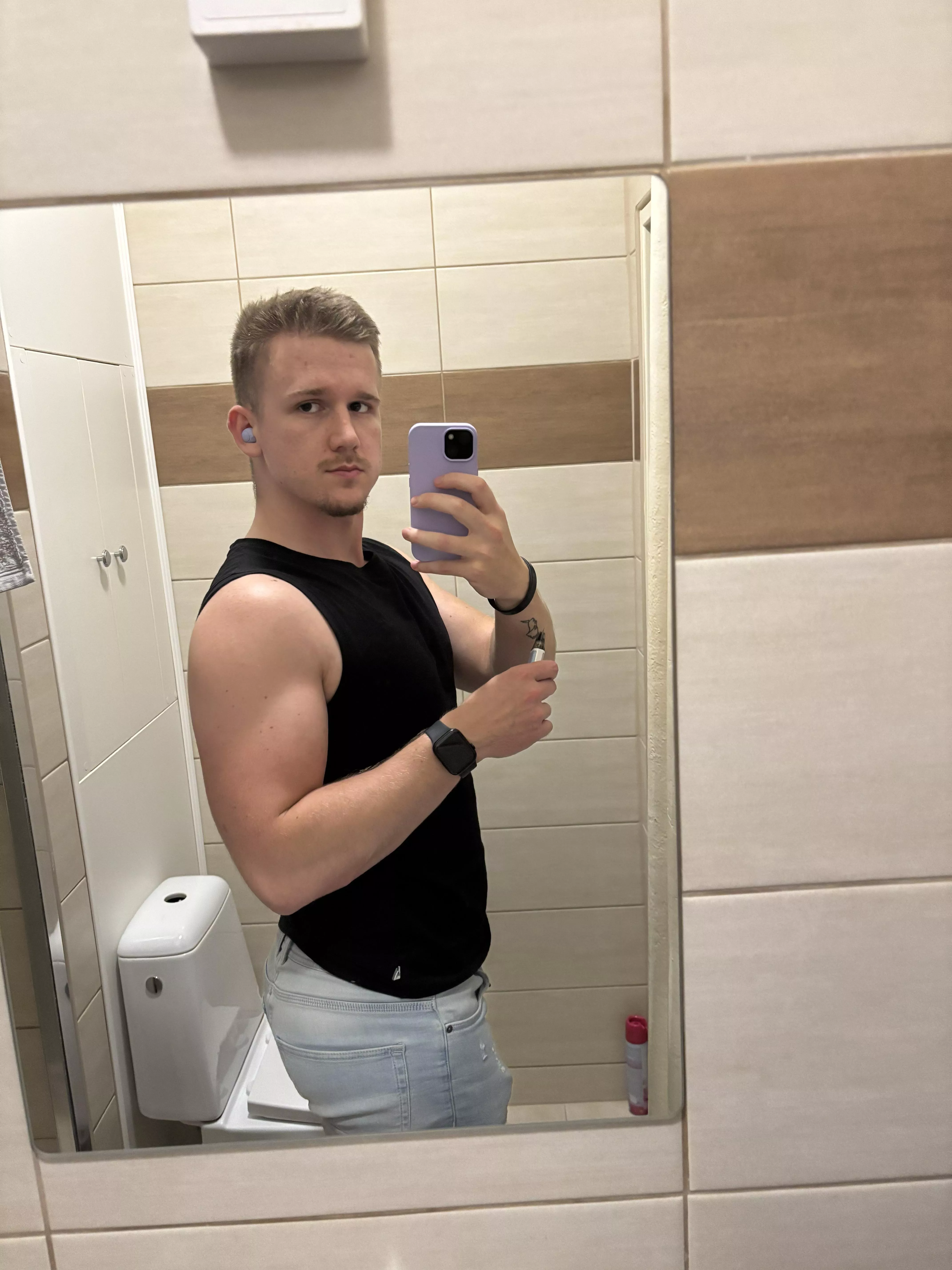 being cheated on really messed w your confidence lol