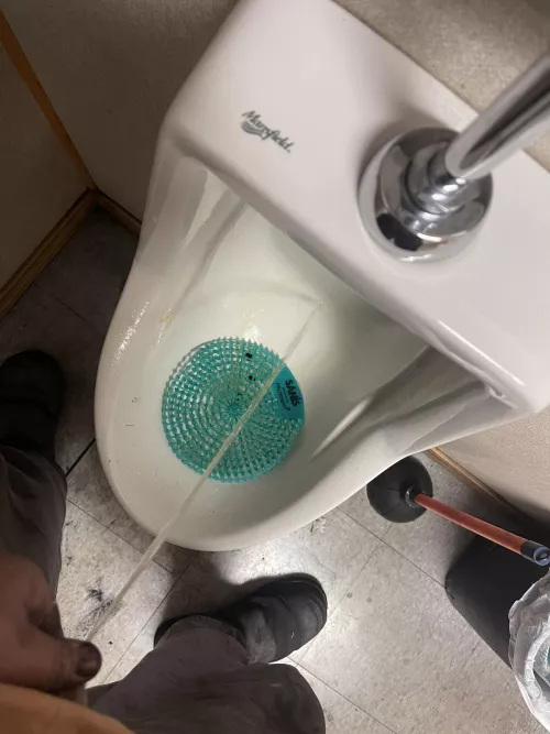 Bored and dirty at work. Wanna do some tasks 