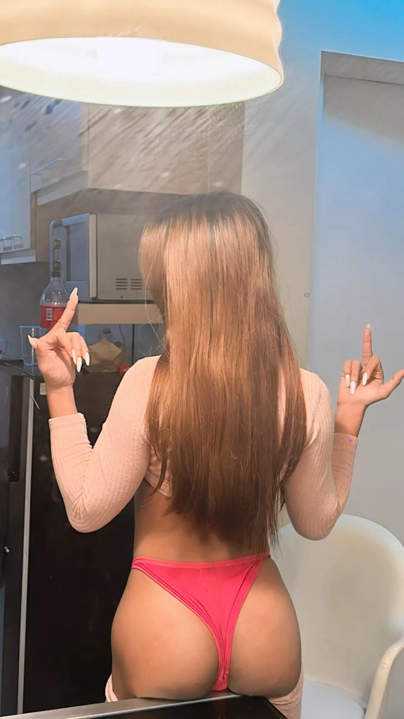 Fuck me in my room while rainy?🥵🍑💦 (f)