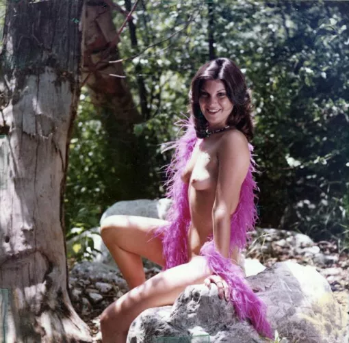 Lesllie Bovee (1977)