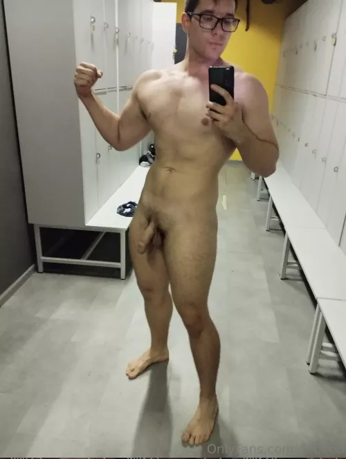 Naked gym flex