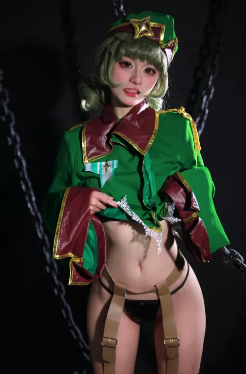 Thighs or Ass? please let this submissive sl*t know <3