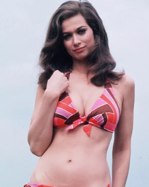Valerie Leon (1970)