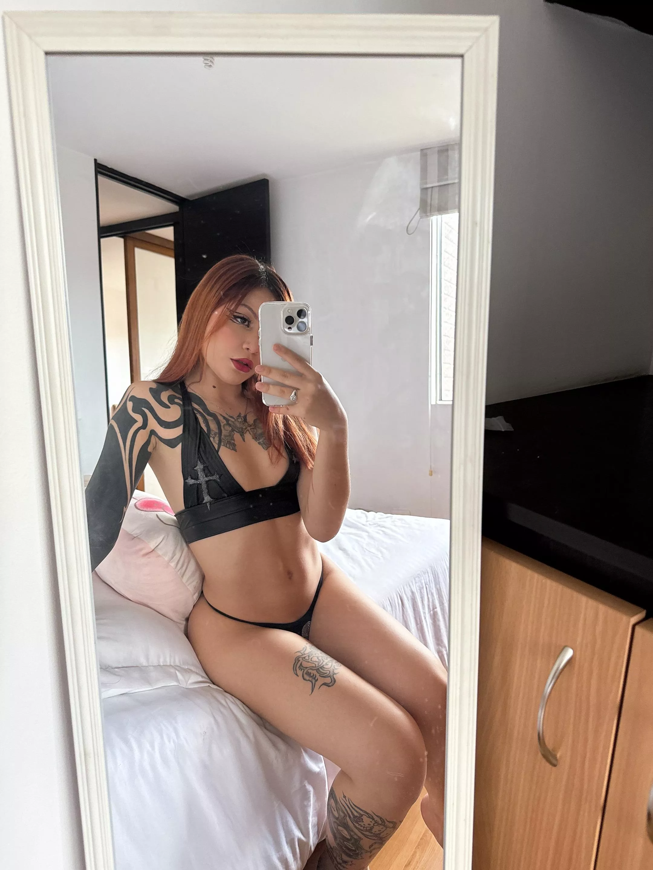 Where would you touch first? 19f