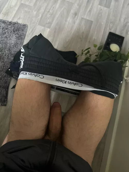 Anyone get horny whilst on the toilet 💩 🙈