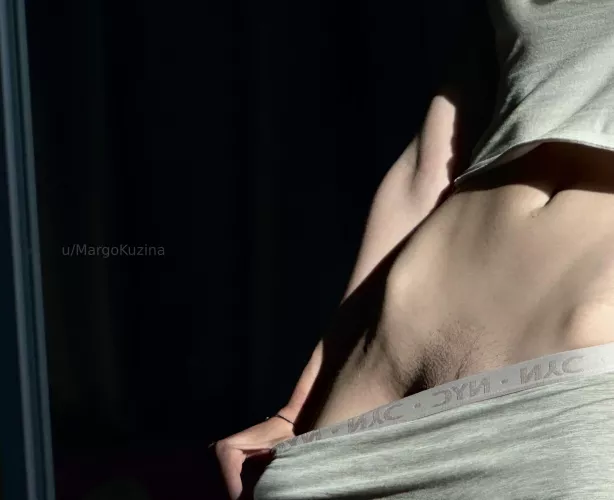 catching the sun with my hip bones