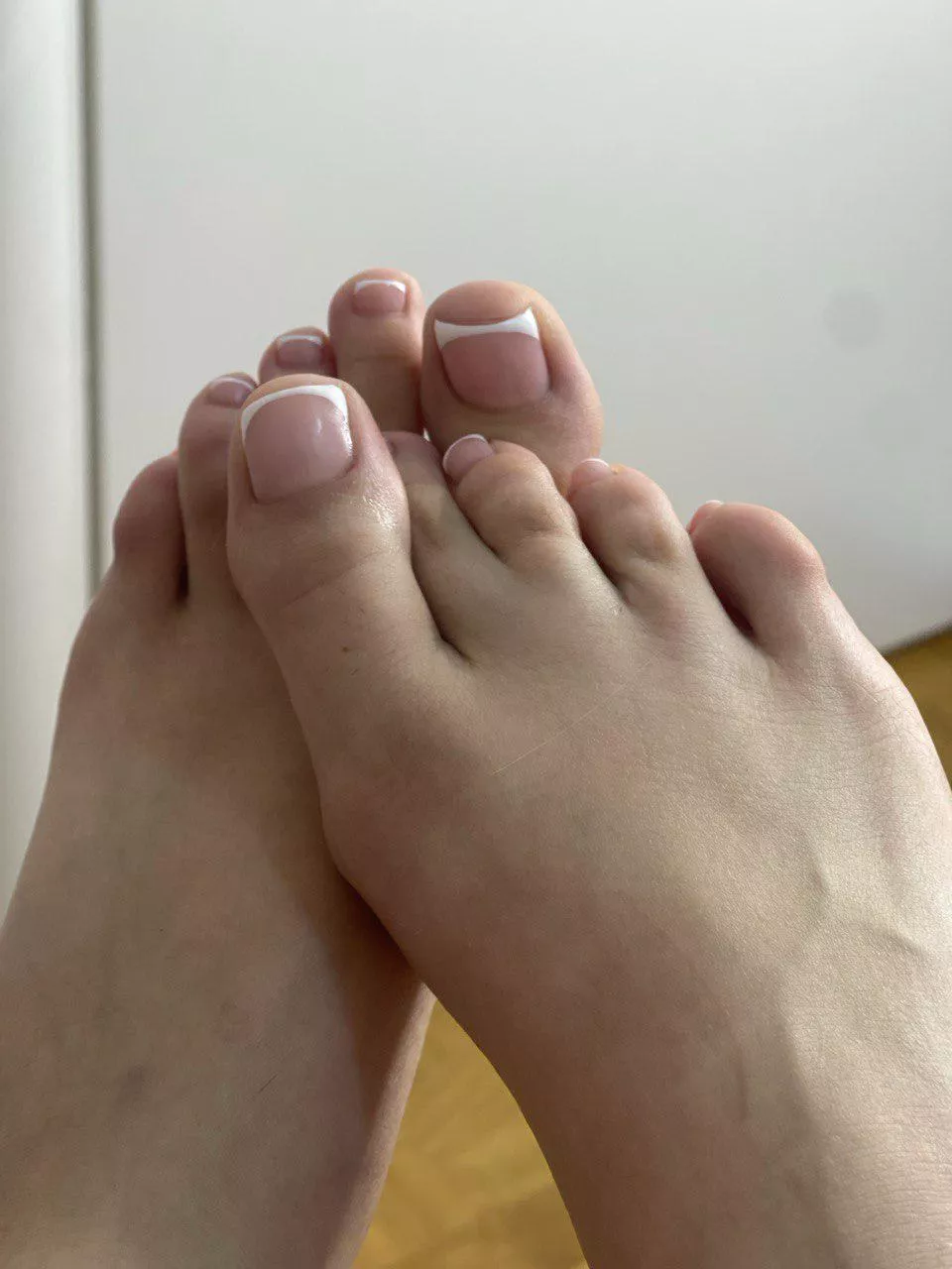 How do you like my new pedicure? https://chaturbate.com/in/?tour=7Bge&campaign=gwOGM&track=default&room=natishaloveu