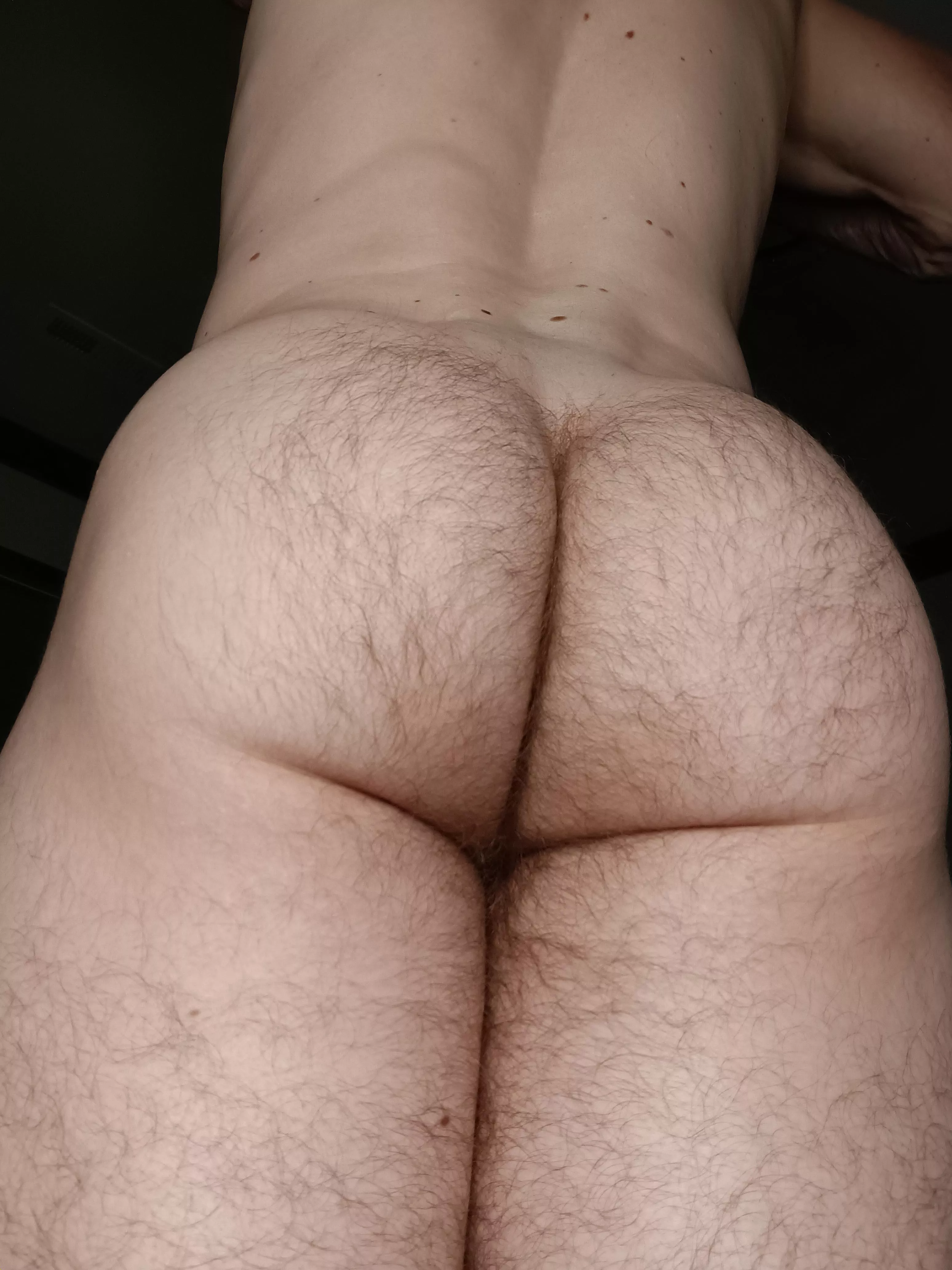 May I have a seat👉👈