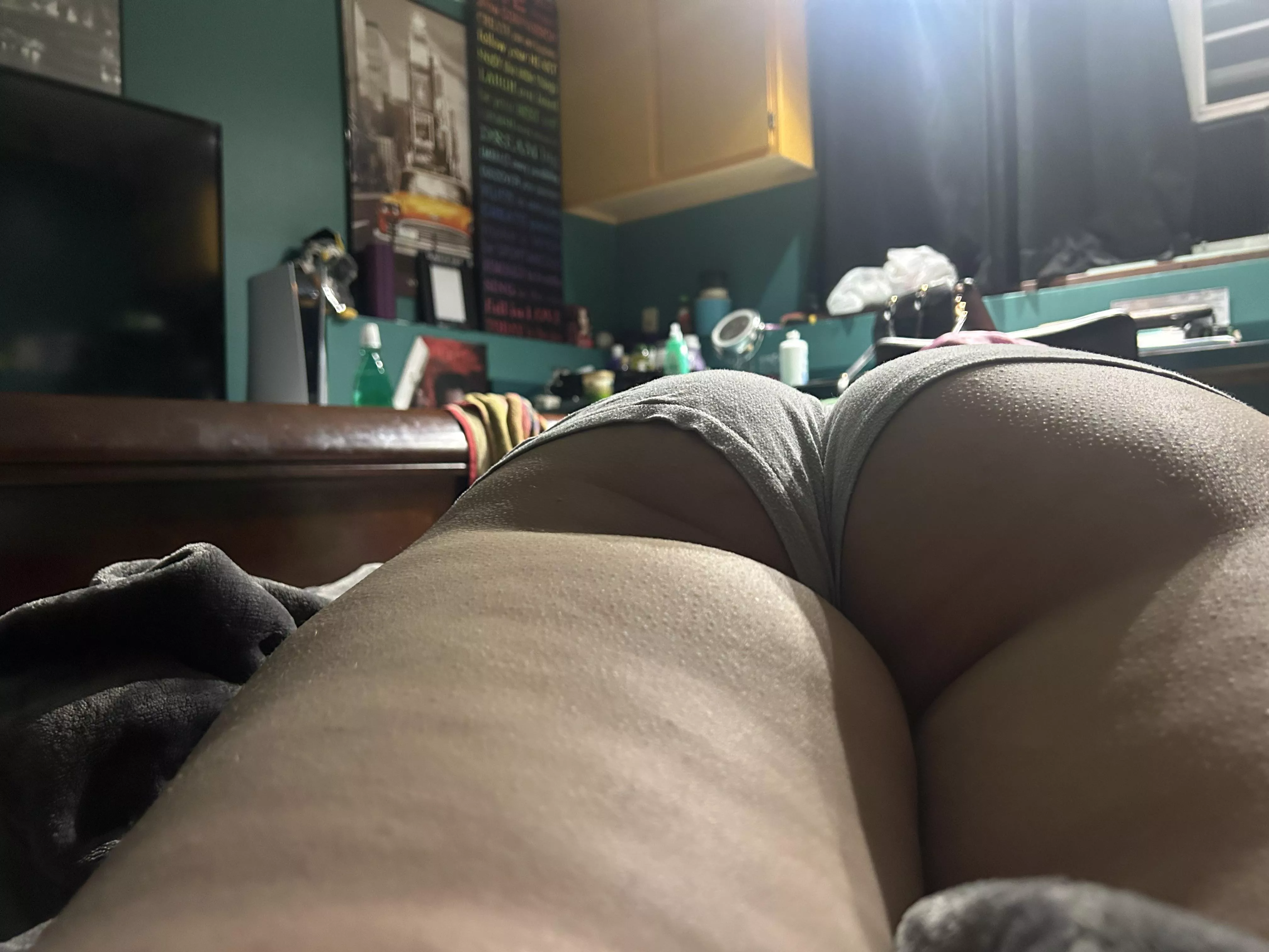 my booty was cold.. make my goosebumps go away 