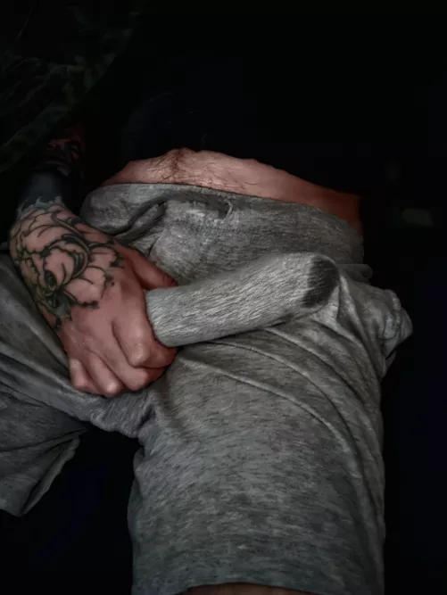 Time for Dad to stop texting you, and get ready for work... (49)