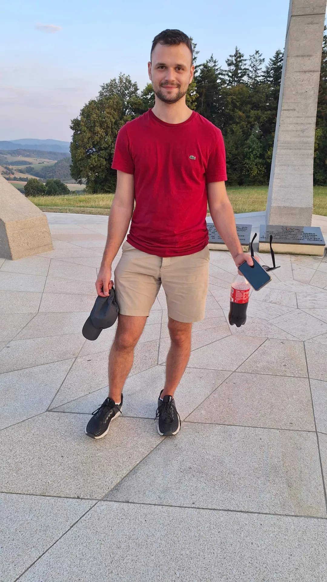 Too many things for two hands, ten fingers👐😁...greetings from Moravia, Czech Republic🇨🇿🌄