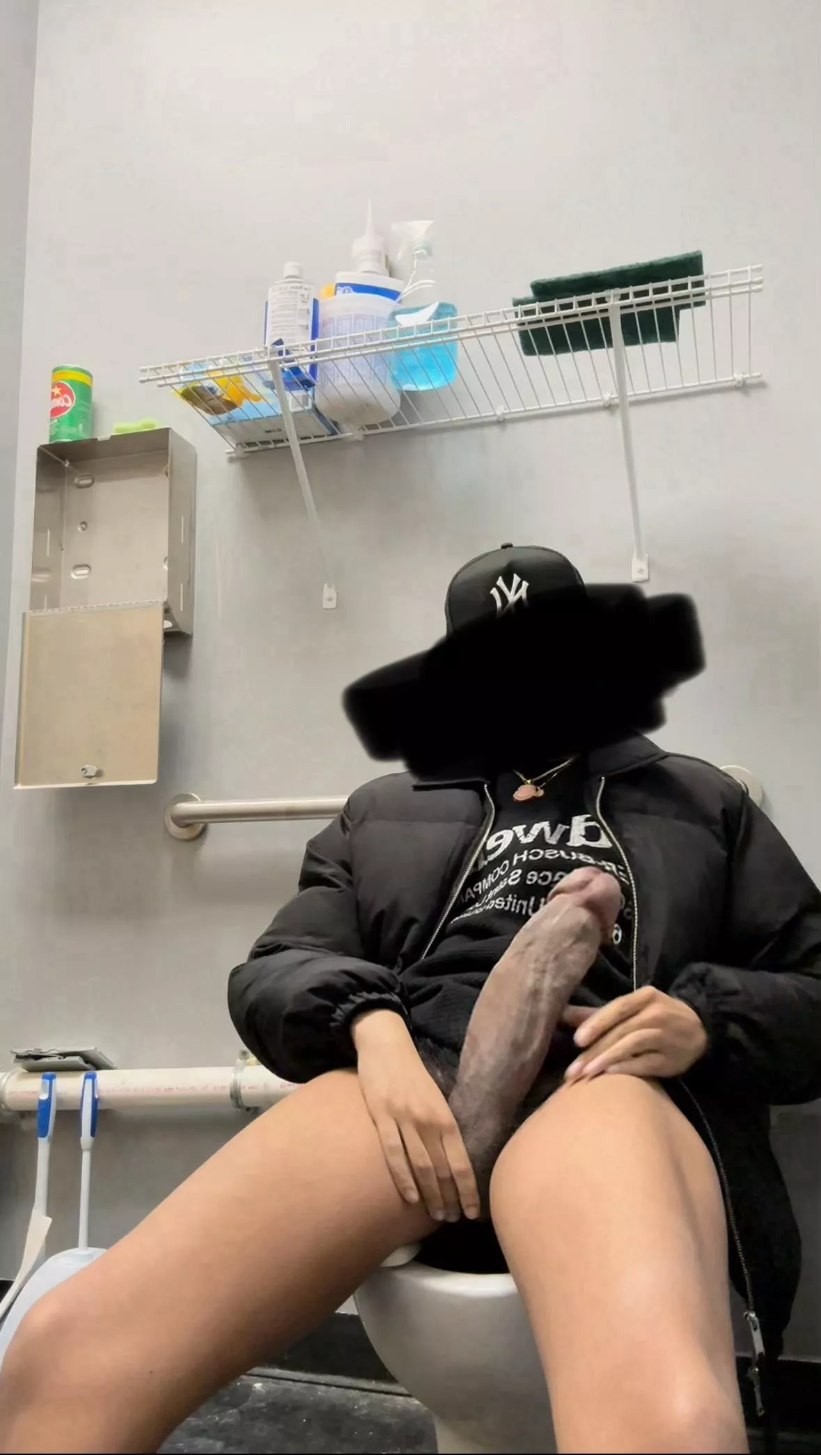 You walk in on me what’s next ? 