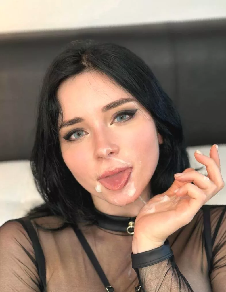 absolutely drowned in cum