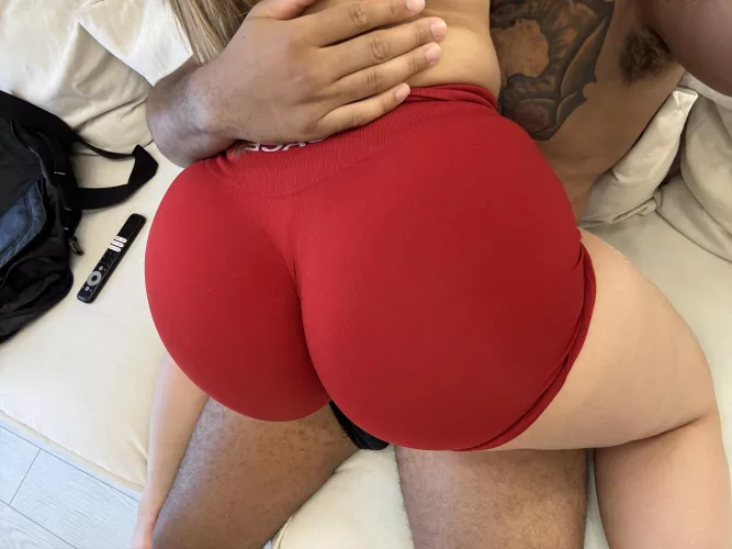 BBC knows how to make me happy... To ride him this way.