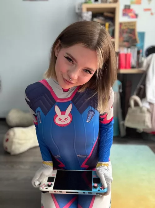 D.va wants to tell you a secret [F]