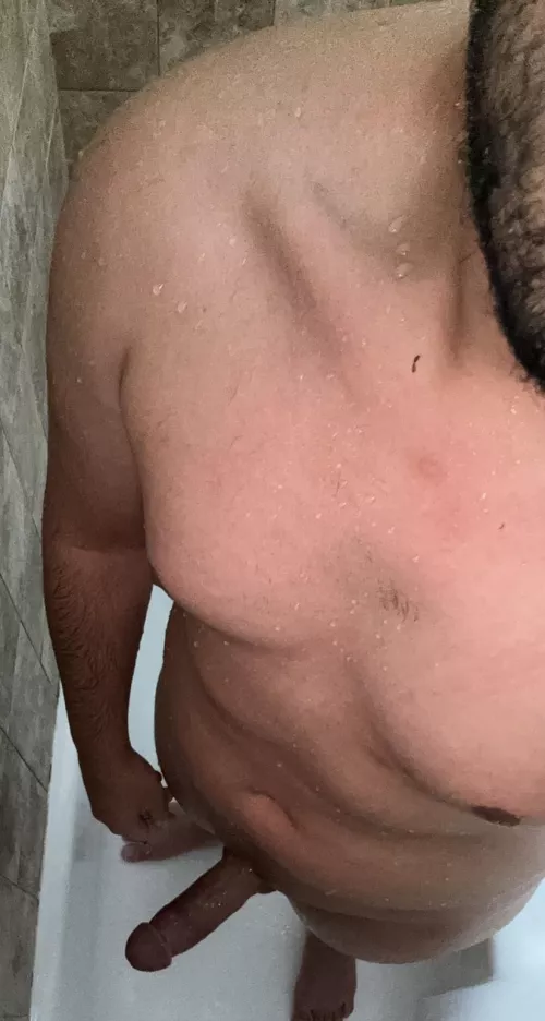 Hey (30) top daddy dom looking for smooth bottoms 😈