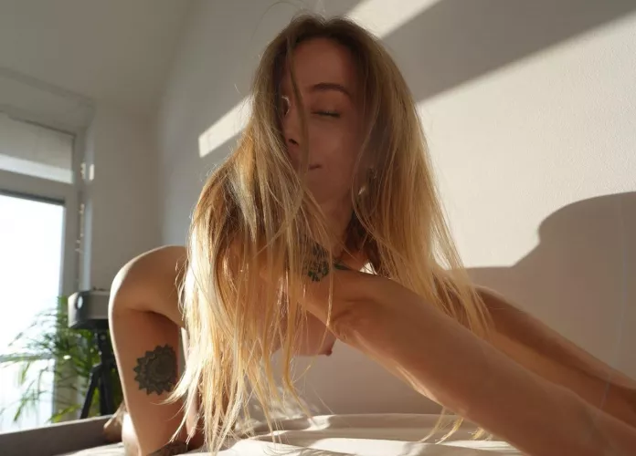 To arouse me, you can grab me by the hair 