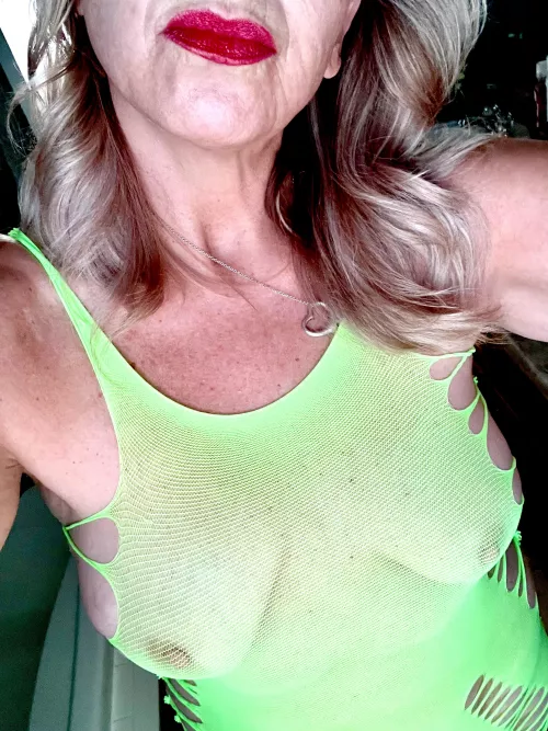 Cum&play with an older sexual Milf