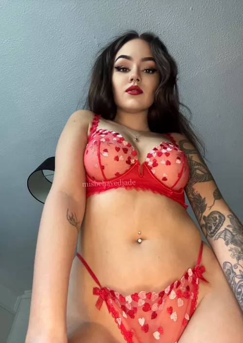 lingerie matches the lips 💋