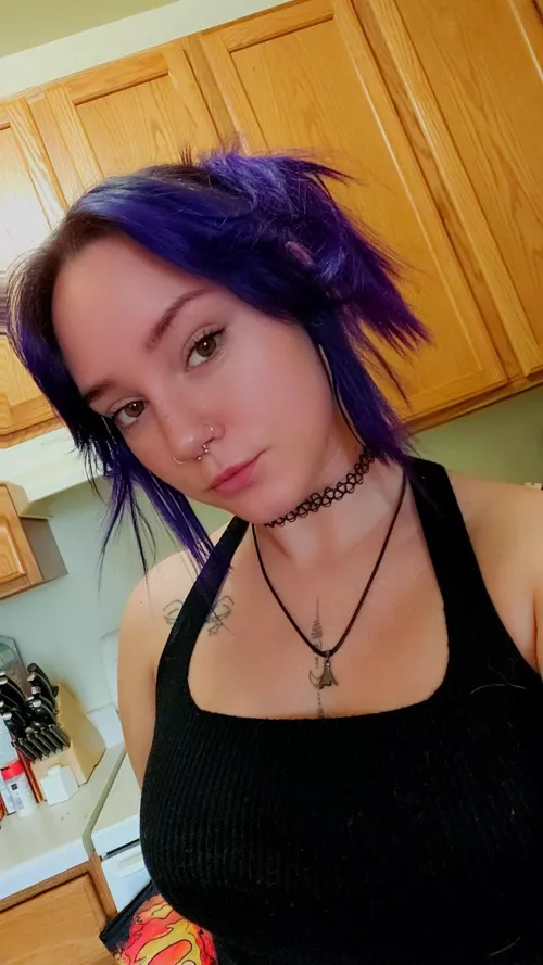 was too tired to put on makeup.. i think it still is okay though c: